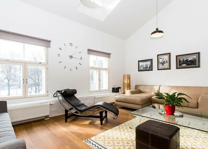 Sea Side And Apartment