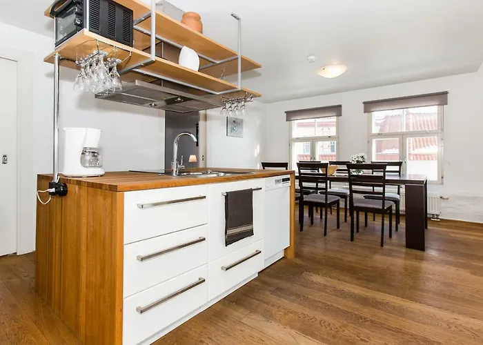 Sea Side And Apartment