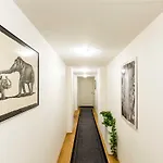 Sea Side And Apartament *